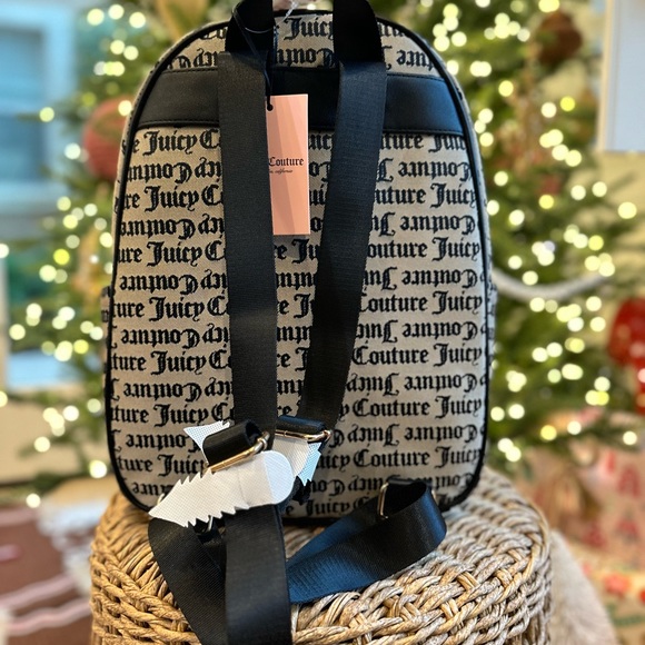 Juicy couture large monogram gold backpack - Picture 7 of 9